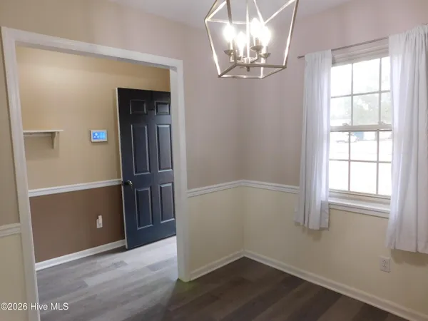 $1,400 | 842 Halifax Circle, New Bern, NC 28562