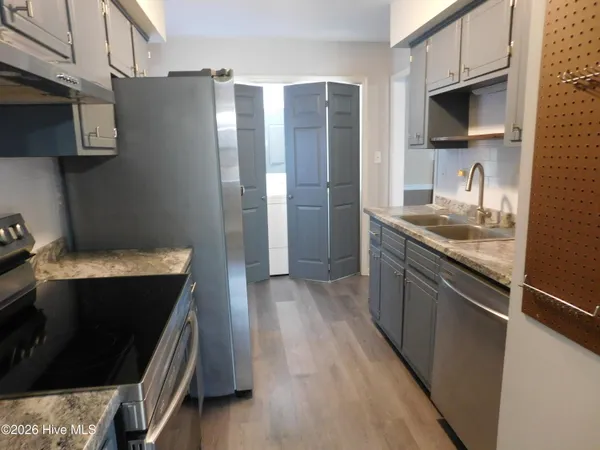 $1,400 | 842 Halifax Circle, New Bern, NC 28562