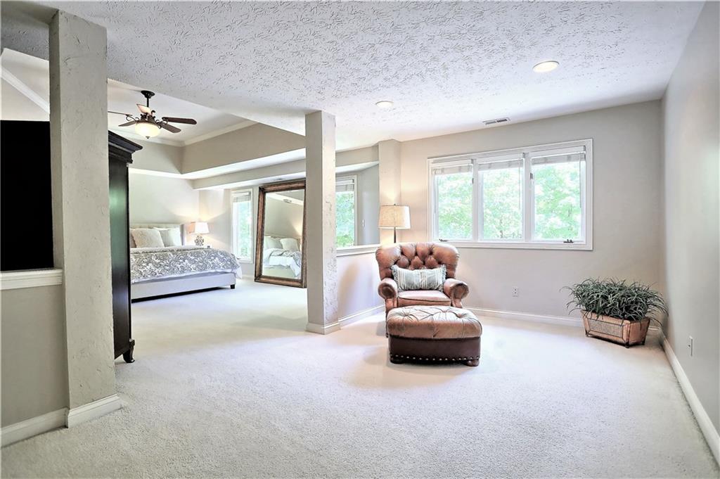 12344 Ridgeside Road Indianapolis, IN 46256 - Photo 20 of 48 Gallery Image 20