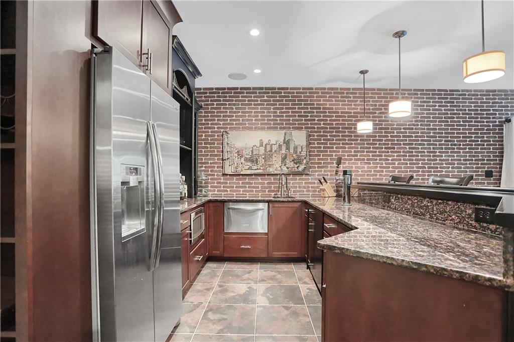 12344 Ridgeside Road Indianapolis, IN 46256 - Photo 34 of 48 Gallery Image 34