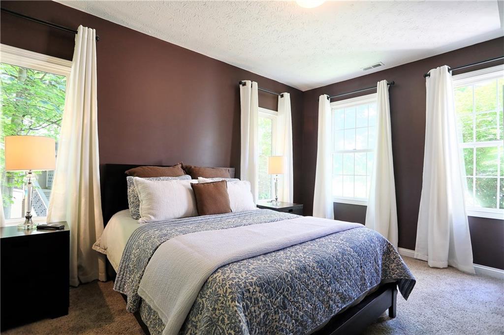 12344 Ridgeside Road Indianapolis, IN 46256 - Photo 36 of 48 Gallery Image 36