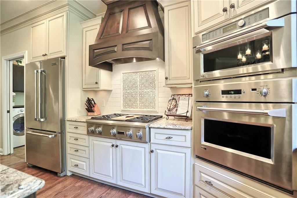 12344 Ridgeside Road Indianapolis, IN 46256 - Photo 10 of 48 Gallery Image 10