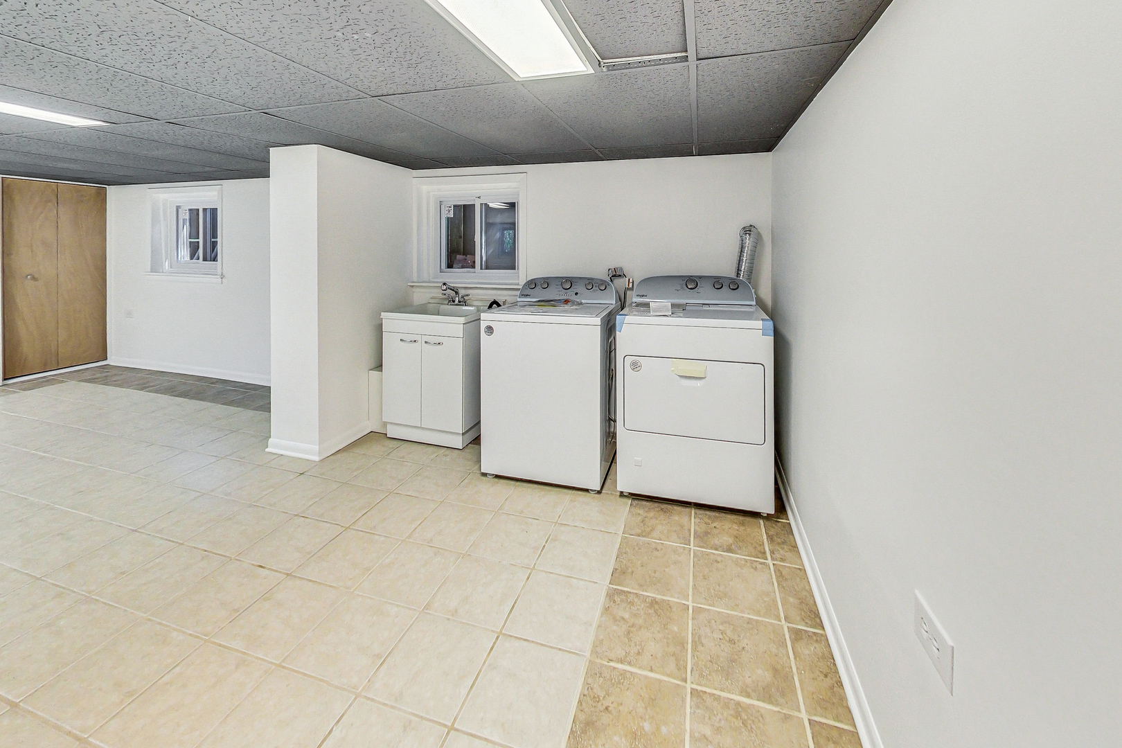1015 Green Bay Road Wilmette, IL 60091 - Photo 32 of 36 Gallery Image 32