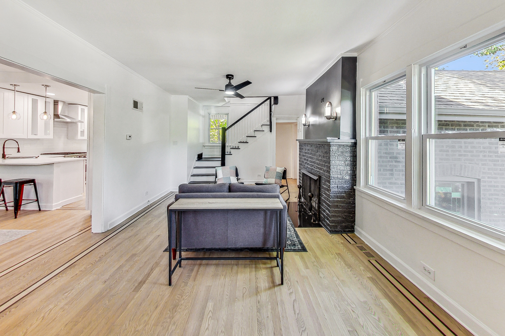 1015 Green Bay Road Wilmette, IL 60091 - Photo 6 of 36 Gallery Image 6