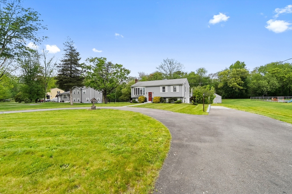 334 Forest Street Raynham, MA 02767 - Photo 4 of 42