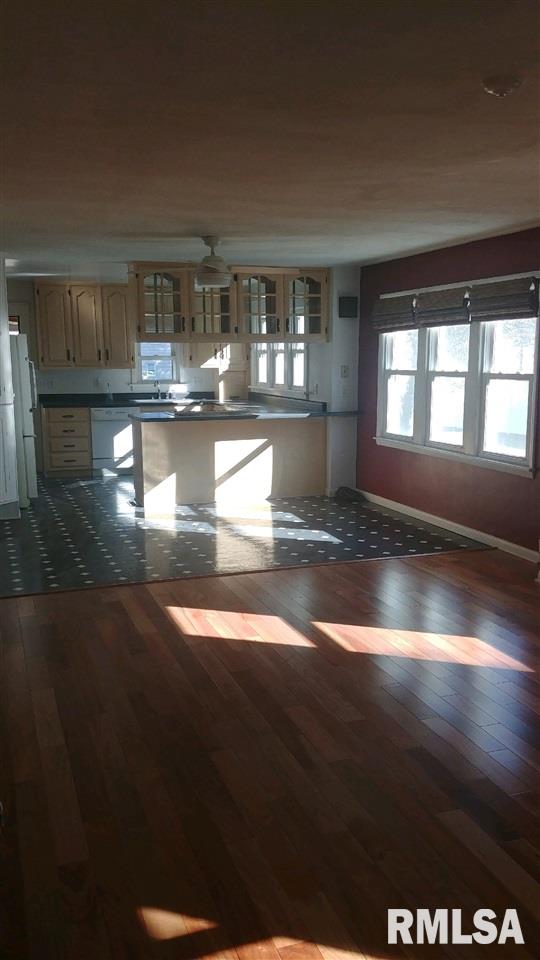 2116 3rd Street Moline, IL 61265 - Photo 17 of 36 Gallery Image 17