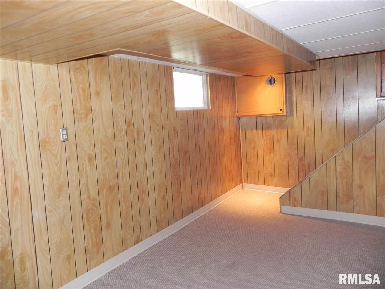 2116 3rd Street Moline, IL 61265 - Photo 23 of 36 Gallery Image 23