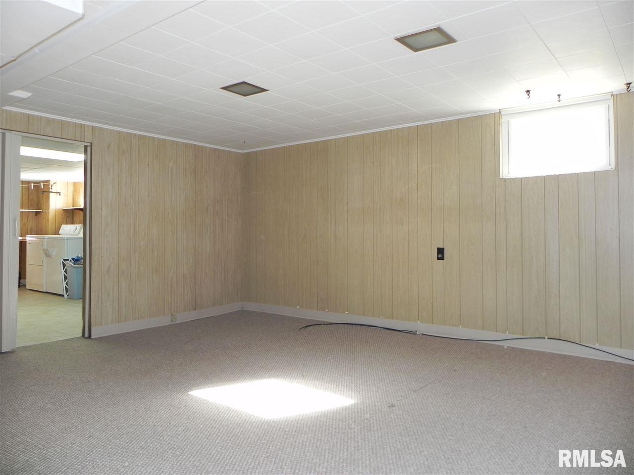 2116 3rd Street Moline, IL 61265 - Photo 27 of 36 Gallery Image 27