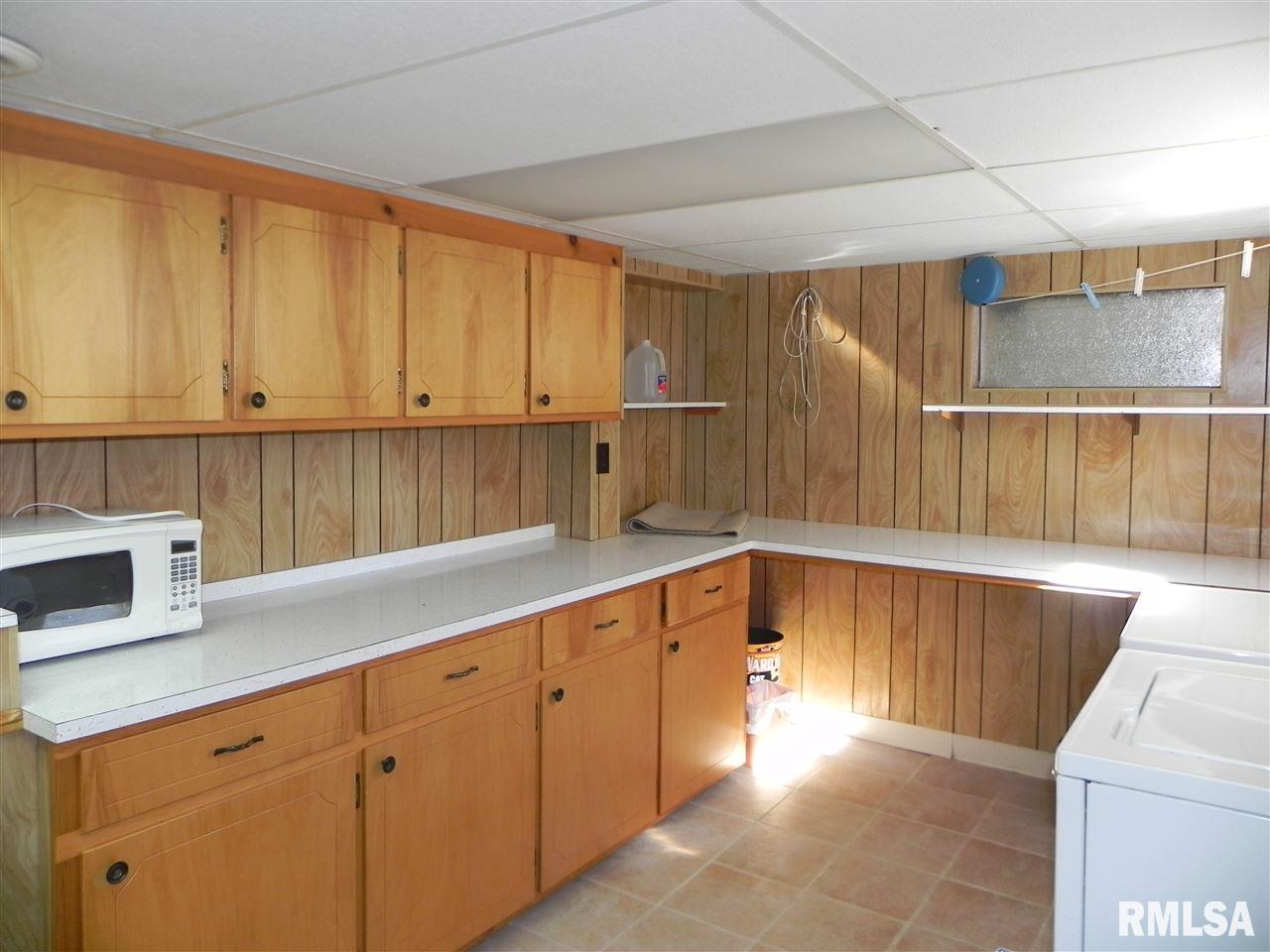 2116 3rd Street Moline, IL 61265 - Photo 29 of 36 Gallery Image 29
