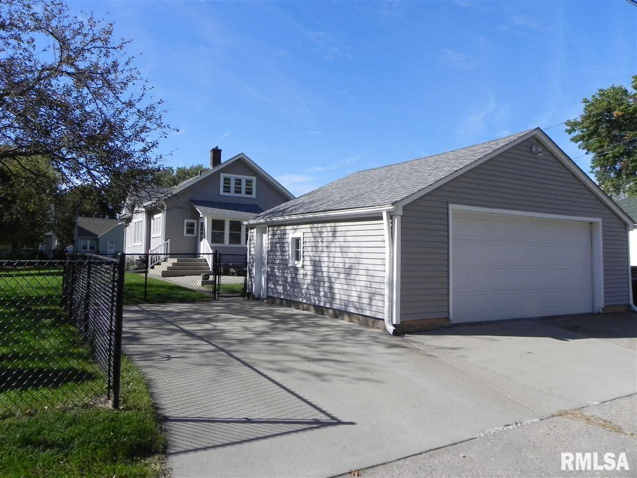 2116 3rd Street Moline, IL 61265 - Photo 4 of 36 Gallery Image 4