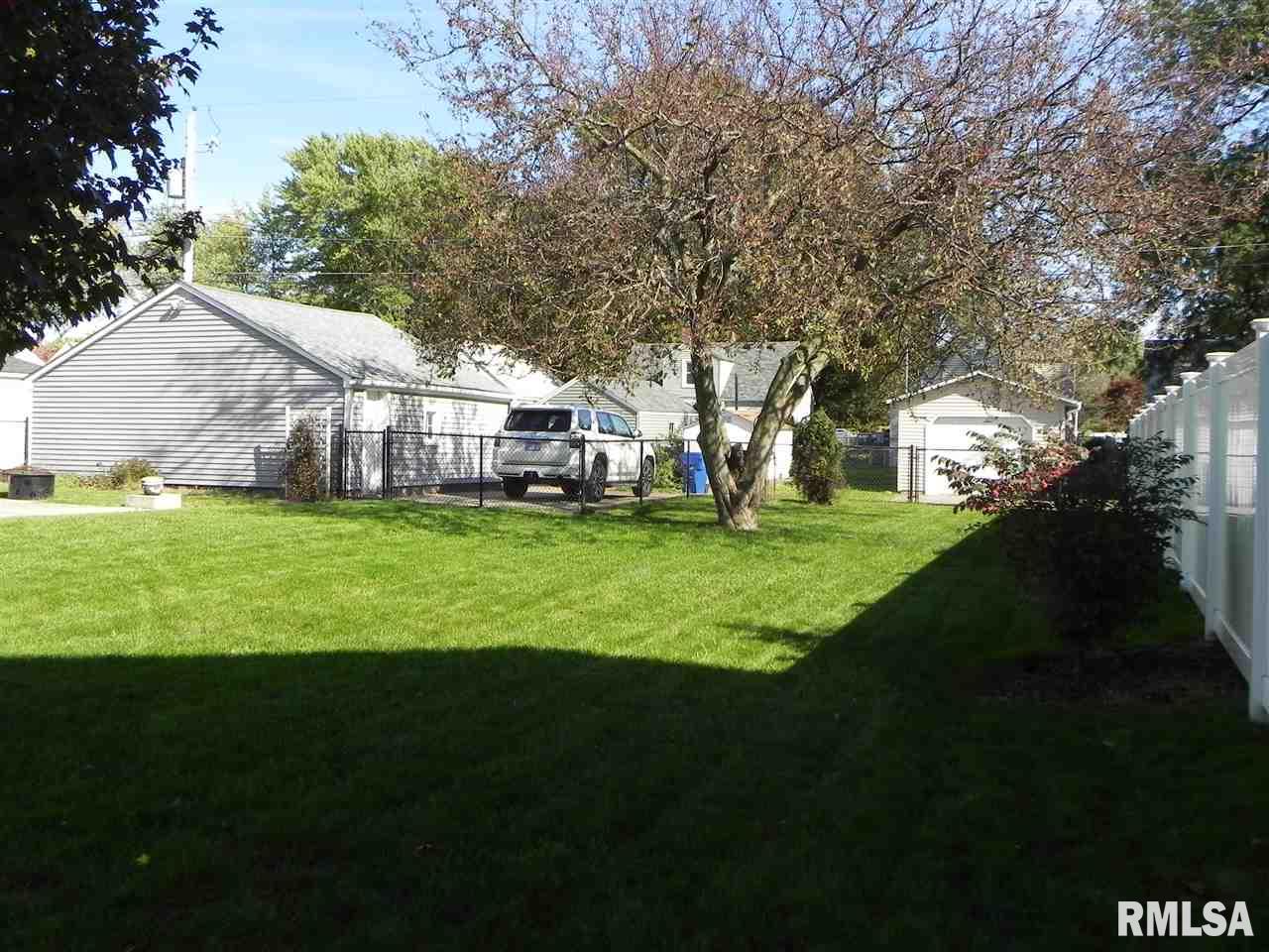 2116 3rd Street Moline, IL 61265 - Photo 6 of 36 Gallery Image 6