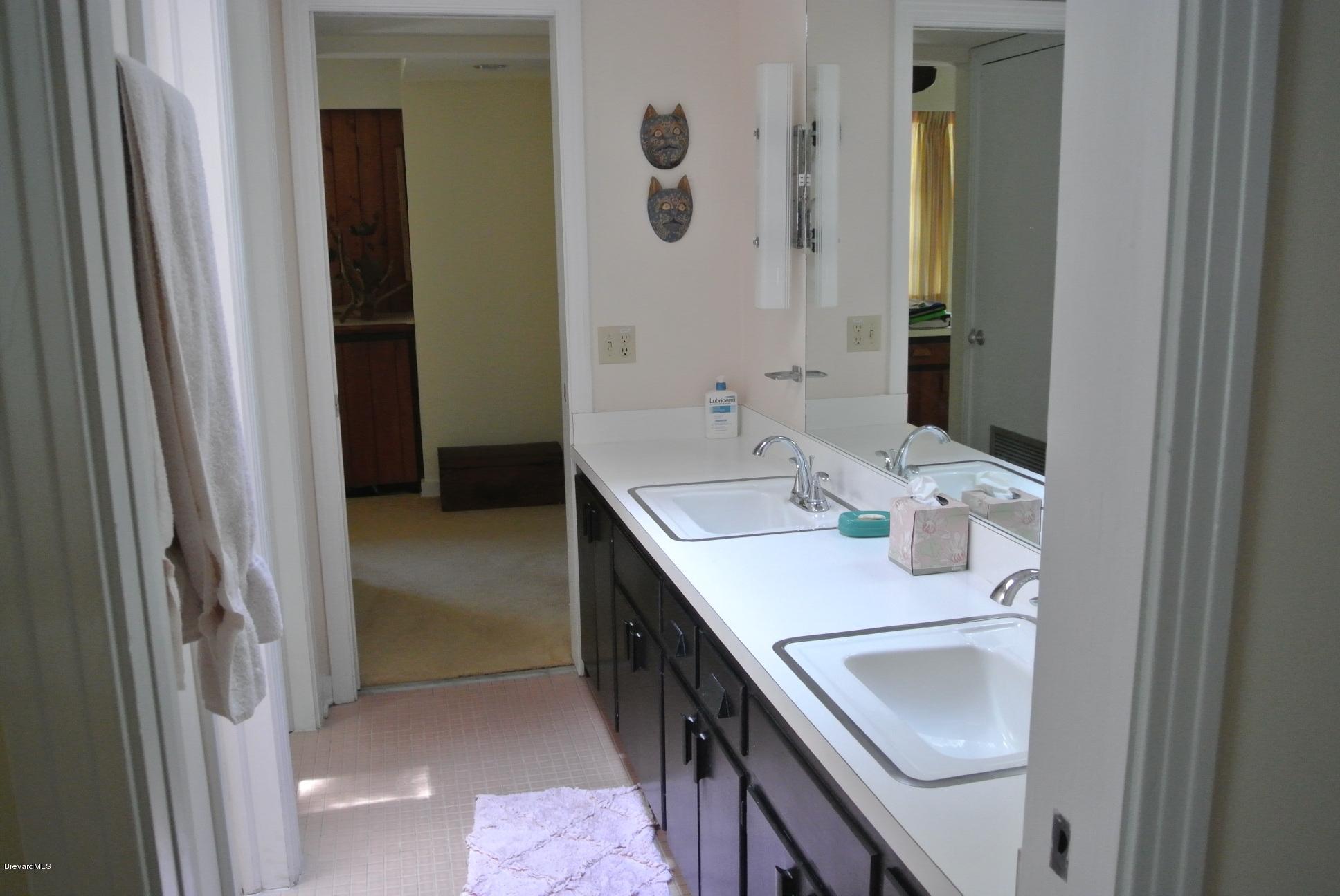 2108 Country Club Road Melbourne, FL 32901 - Photo 16 of 40 2108 Country Club Rd 016