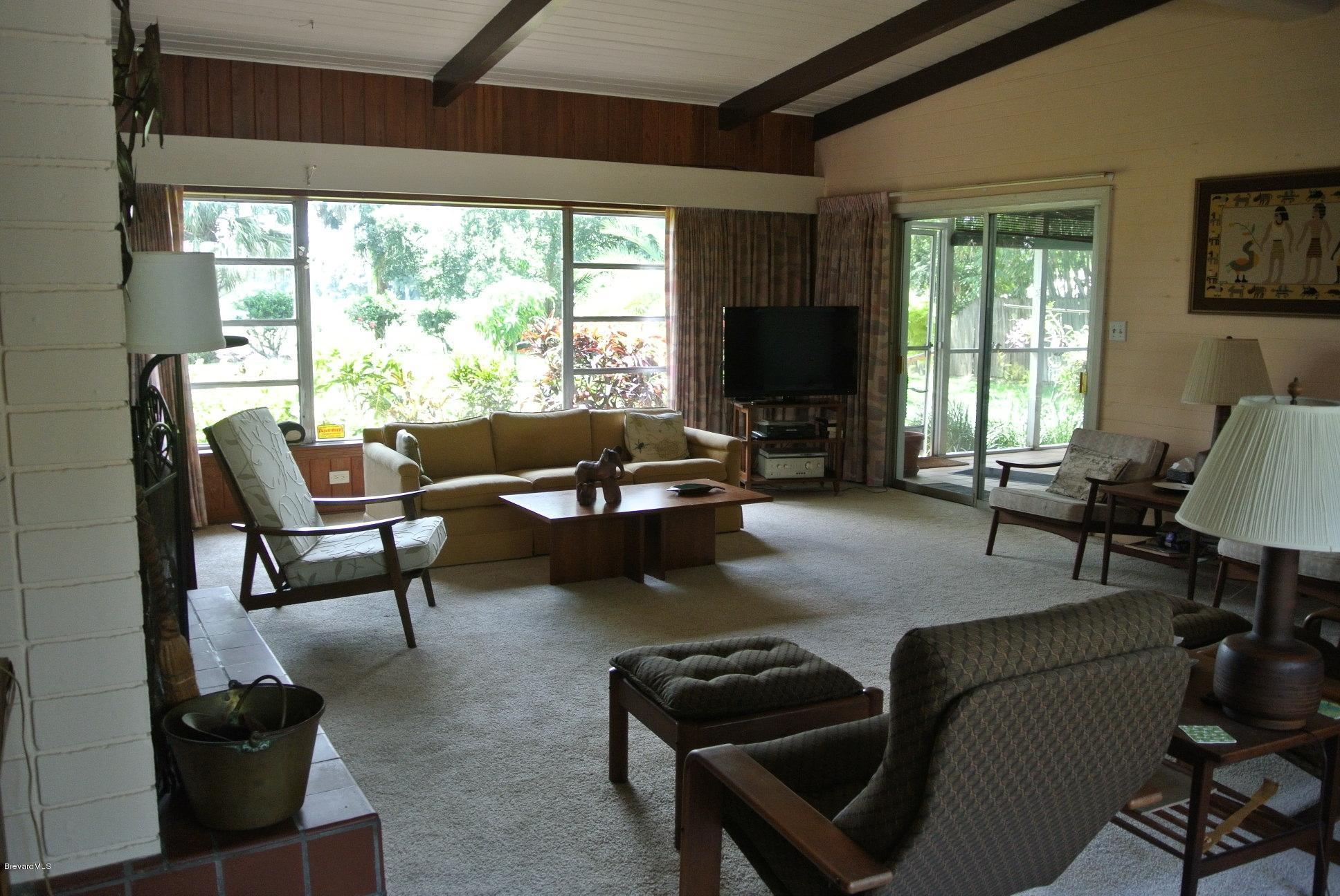 2108 Country Club Road Melbourne, FL 32901 - Photo 3 of 40 2108 Country Club Rd 002