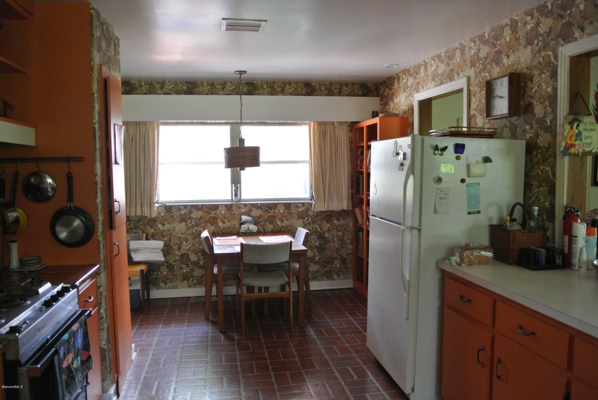 2108 Country Club Road Melbourne, FL 32901 - Photo 23 of 40 2108 Country Club Rd 023