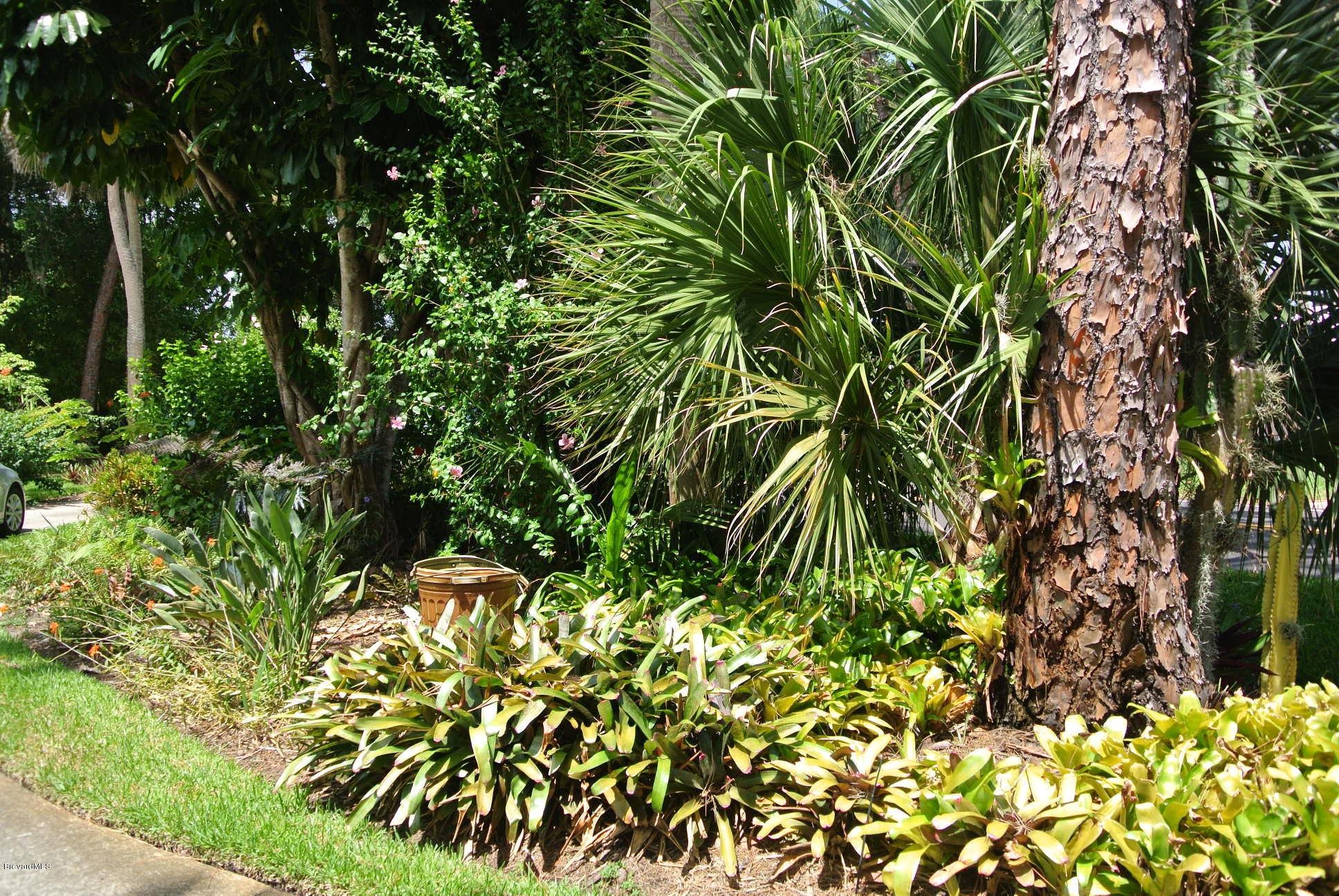 2108 Country Club Road Melbourne, FL 32901 - Photo 25 of 40 2108 Country Club Rd 025