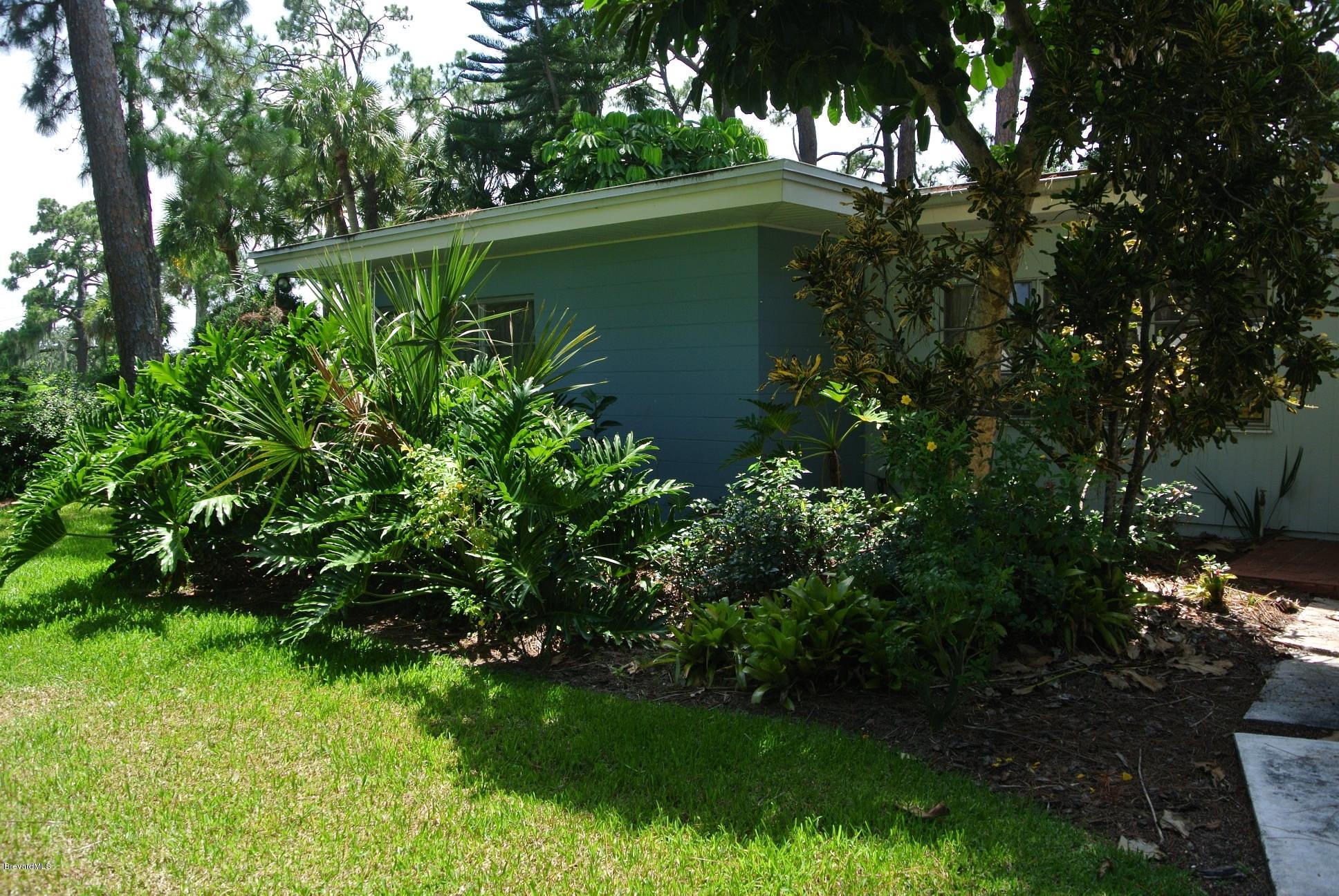 2108 Country Club Road Melbourne, FL 32901 - Photo 28 of 40 2108 Country Club Rd 029