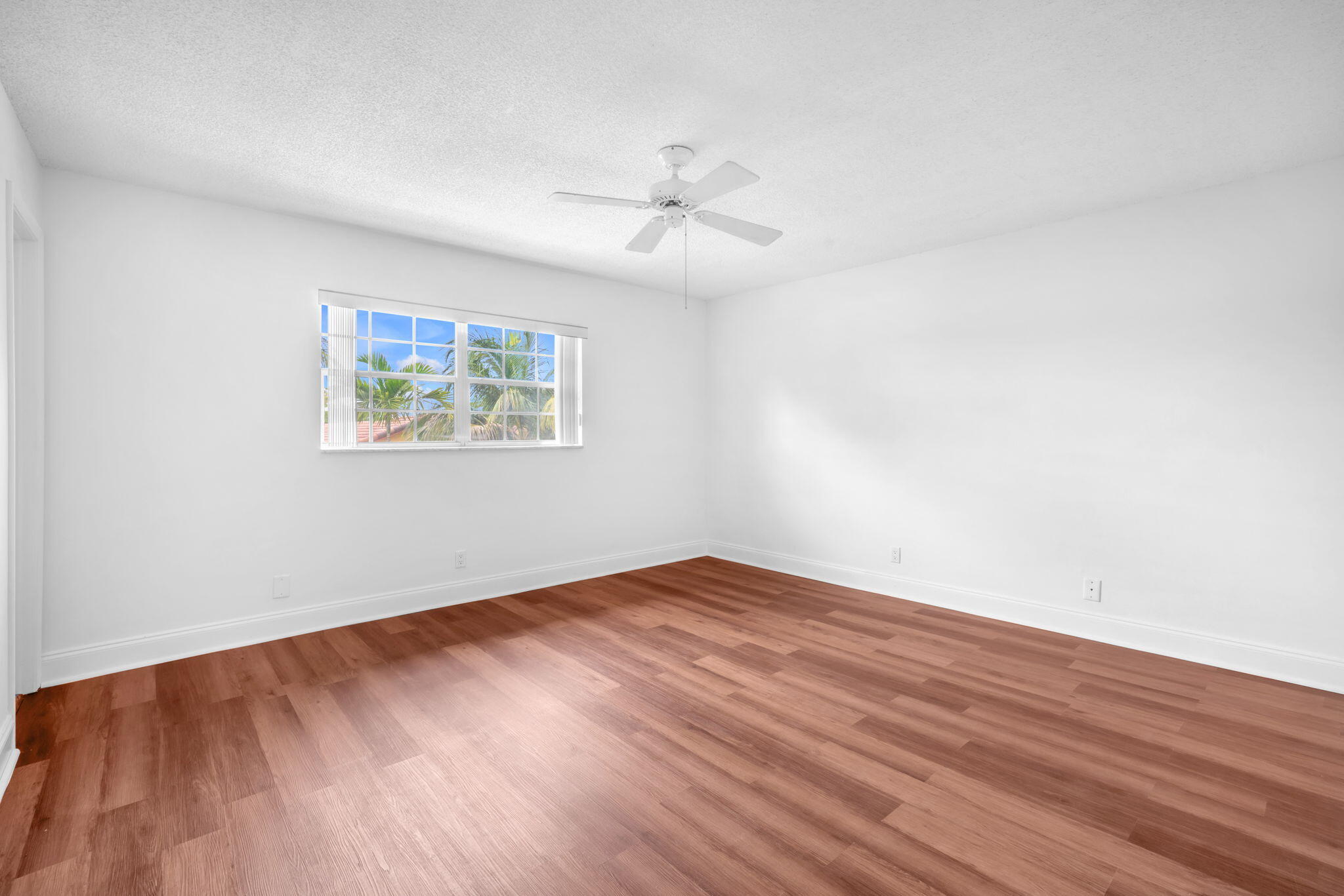 8900 West Sample Road, Unit 204 Coral Springs, FL 33065 - Photo 14 of 28 26-web-or-mls-DSC01813