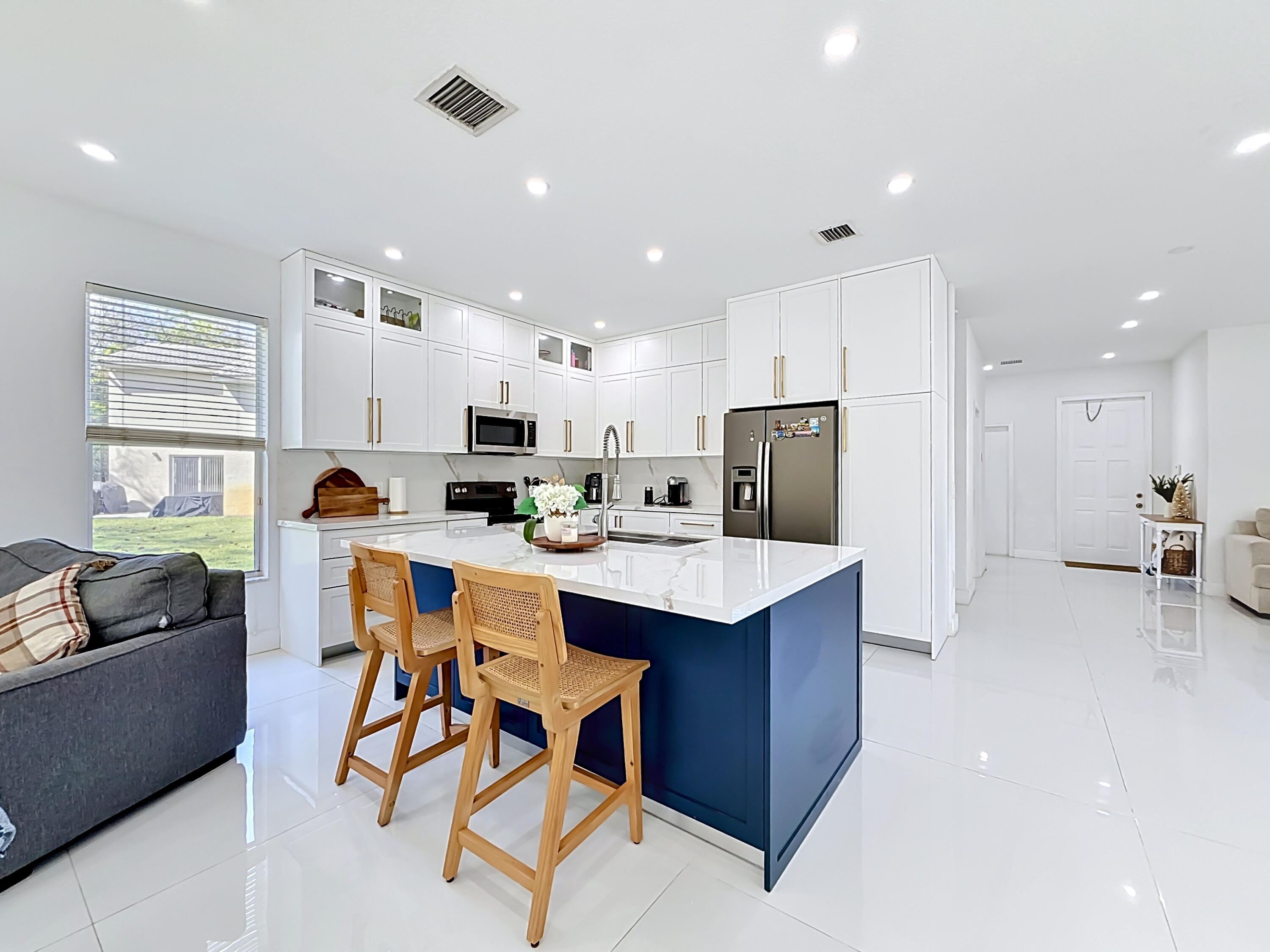 16101 Southwest 27th Street Miramar, FL 33027 - Photo 15 of 39 16101 SW 27th Street-22
