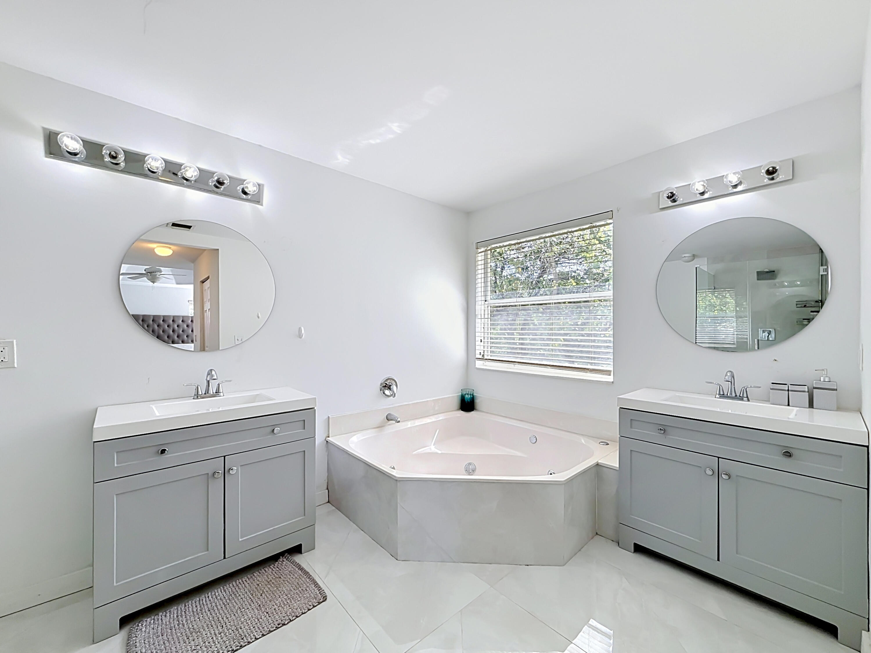 16101 Southwest 27th Street Miramar, FL 33027 - Photo 27 of 39 Master Bathroom