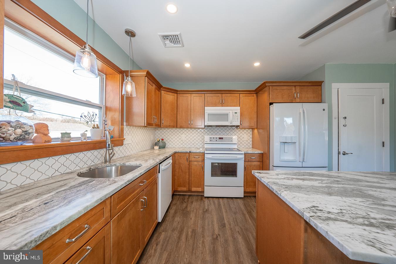 24 Pleasant Road Broomall, PA 19008 - Photo 12 of 43 Gallery Image 12