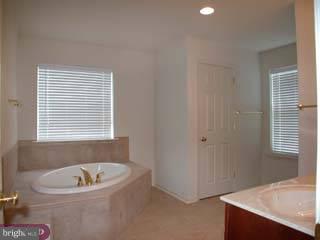 108 Quiet Road Sicklerville, NJ 08081 - Photo 6 of 6 Gallery Image 6