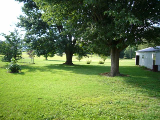 155 Tuck Road Lafayette, TN 37083 - Photo 3 of 15 Gallery Image 3