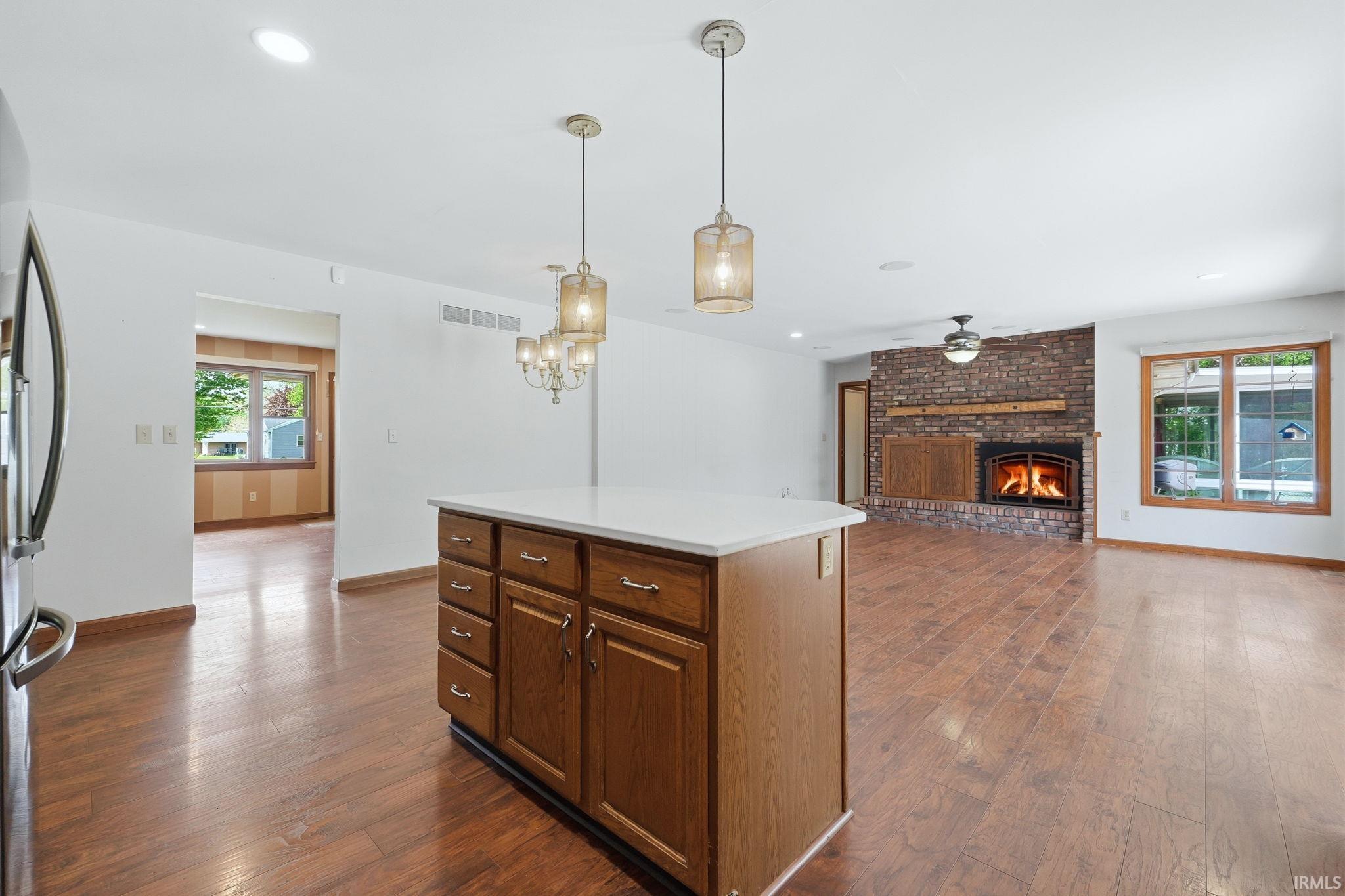 1884 South Packerton Road Warsaw, IN 46580 - Photo 15 of 36