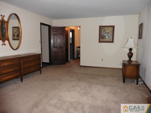 27 Boston Post Road East Brunswick, NJ 08816 - Photo 17 of 21 Gallery Image 17