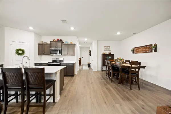 $335,000 | 1625 Kirby Lane, Lancaster, TX 75146