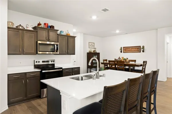 $335,000 | 1625 Kirby Lane, Lancaster, TX 75146