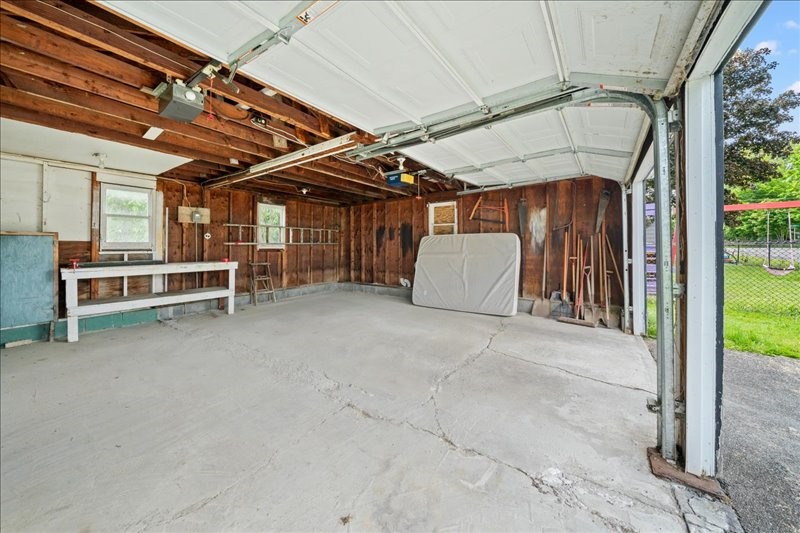 931 Westminster Road Endicott, NY 13760 - Photo 13 of 48