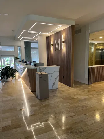 $380,000 | 4747 Collins Avenue, Unit 305, Miami Beach, FL 33140