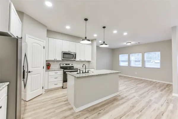 $450,000 | 16633 Cimmaron Drive, Stagecoach, TX 77355