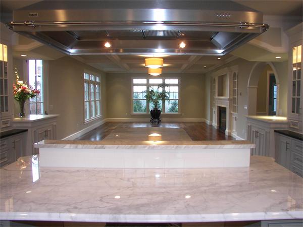 40 Skyview Lane Sudbury, MA 01776 - Photo 5 of 27 a view of lobby with a ceiling fan and a rug