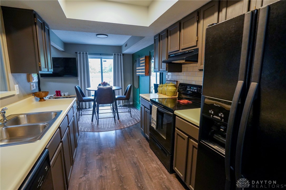 2670 Orchard Run Road Dayton, OH 45449 - Photo 12 of 21 Gallery Image 12