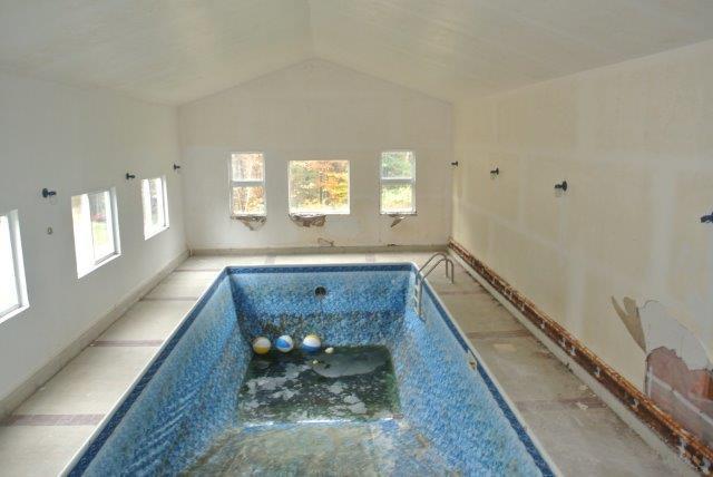 330 Tucker Road Wayne, ME 04284 - Photo 18 of 21 Swimming Pool/Hot Tub/Sauna.