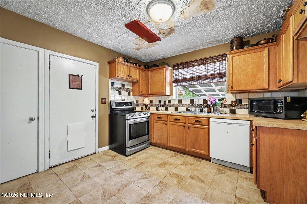 4121 Birmingham Road Jacksonville, FL 32207 - Photo 6 of 25 4121 BIRMINGHAM RD