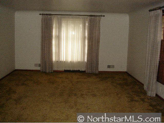 824 North Wilson Avenue Rice Lake, WI 54868 - Photo 5 of 7 Gallery Image 5