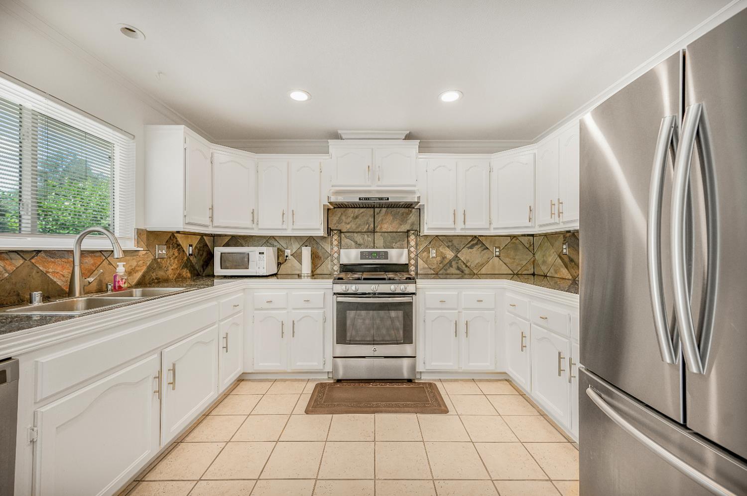 44719 Savage Road Coarsegold, CA 93614 - Photo 17 of 47