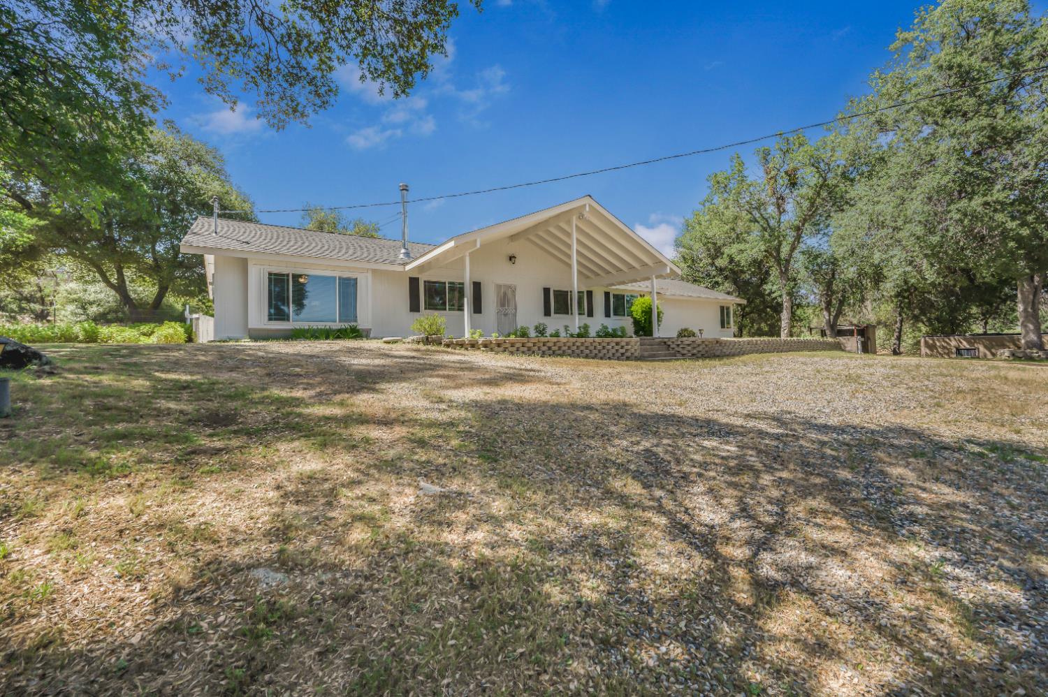 44719 Savage Road Coarsegold, CA 93614 - Photo 6 of 47