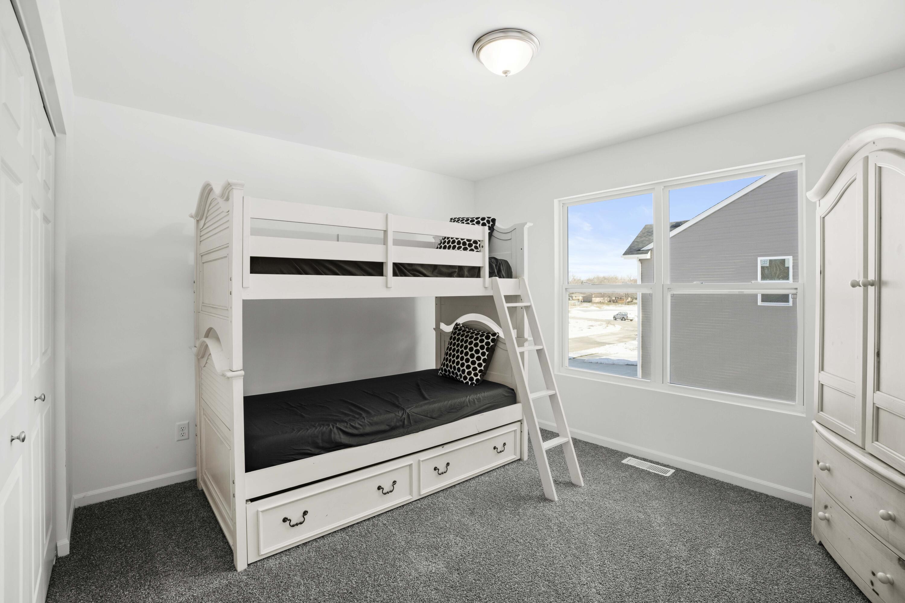 10395 California Street Crown Point, IN 46307 - Photo 19 of 21 3000x2000