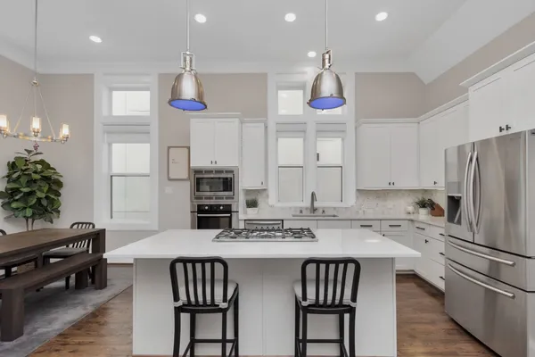 $3,950 | 1716 Upland Lakes, Houston, TX 77043