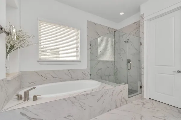 $3,950 | 1716 Upland Lakes, Houston, TX 77043