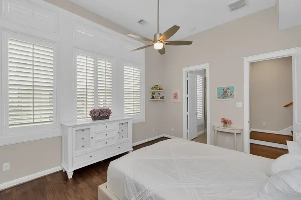 $3,950 | 1716 Upland Lakes, Houston, TX 77043