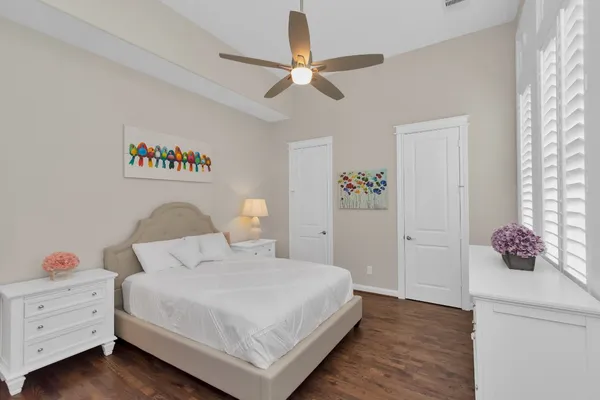 $3,950 | 1716 Upland Lakes, Houston, TX 77043