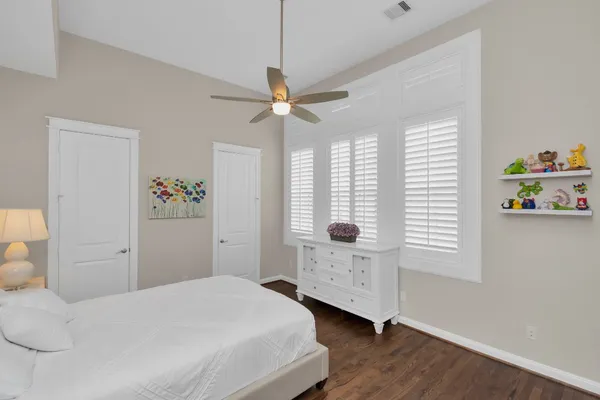 $3,950 | 1716 Upland Lakes, Houston, TX 77043