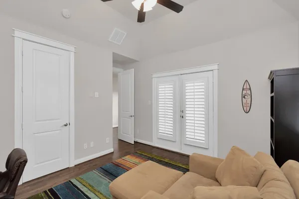 $3,950 | 1716 Upland Lakes, Houston, TX 77043