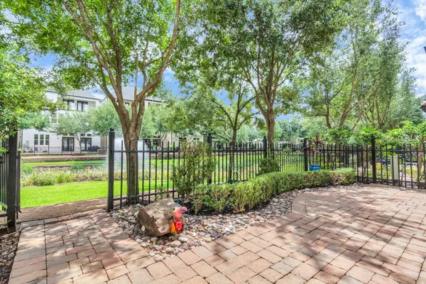 $3,950 | 1716 Upland Lakes, Houston, TX 77043