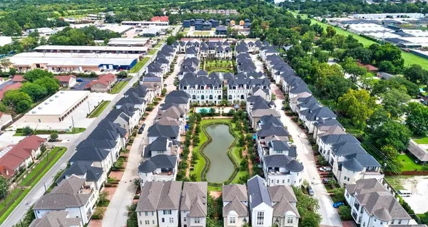 $3,950 | 1716 Upland Lakes, Houston, TX 77043