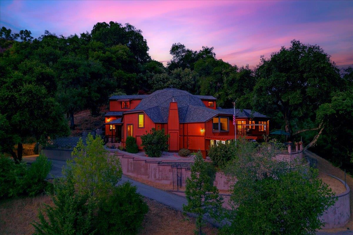 5224 Twin Falls Road Morgan Hill, CA 95037 - Photo 105 of 111 an aerial view of a house with a big yard